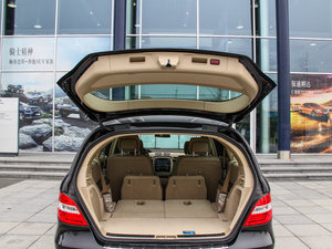 2014R 320 4MATIC̄ g