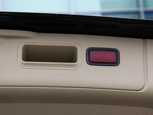 2014R 320 4MATIC̄ g