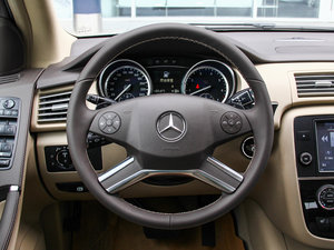 2014R 320 4MATIC̄(w) P(pn)