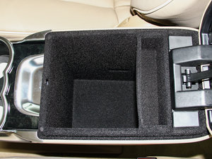 2014R 320 4MATIC̄ g