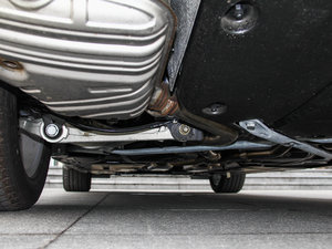 2014R 320 4MATIC̄ ^