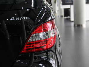 2014R 320 4MATICA β