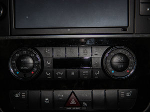 2014R 320 4MATICA {{