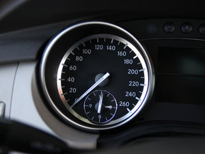 2014R 400 4MATIC̄ п؅^