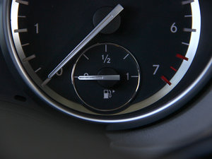 2014R 400 4MATIC̄ п؅^(q)