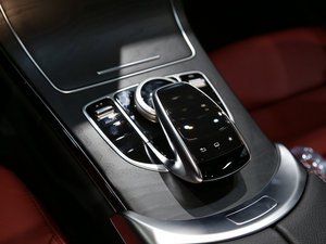 2014款C 220 中控区