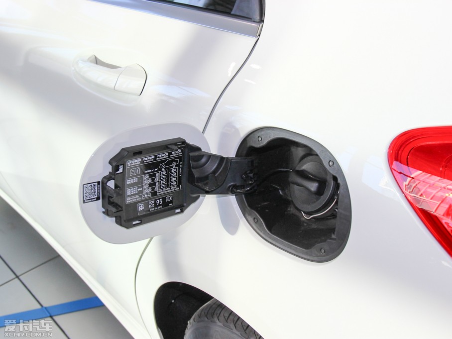 2015YA(j)(M(jn)) A 180