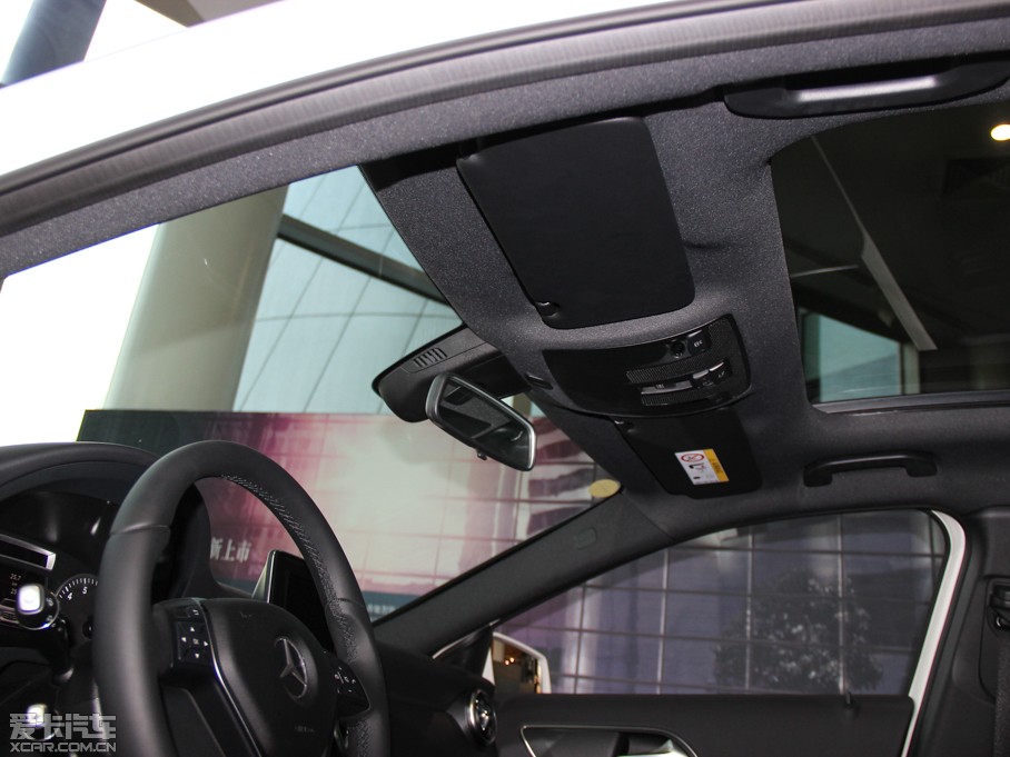 2015��YA��(�M��) A 180