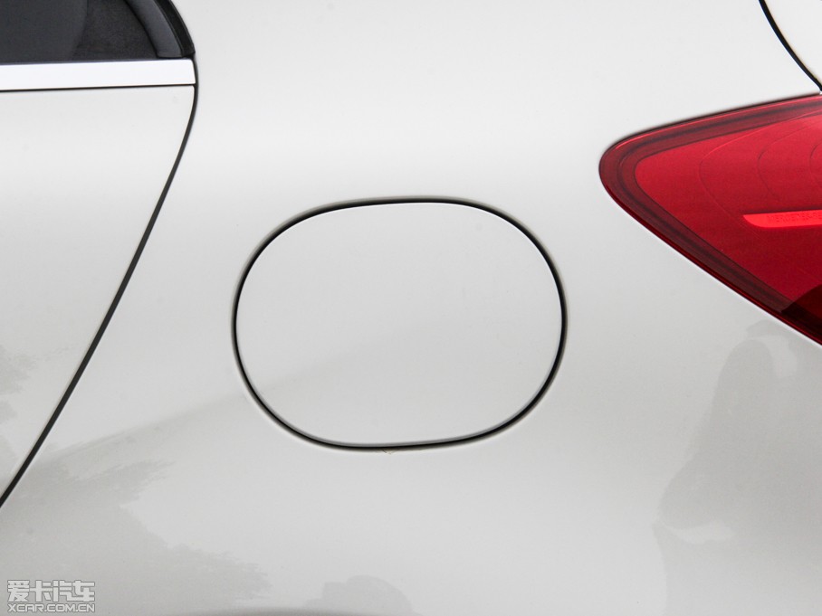 2015YA(j)(M(jn)) A 200 \(yn)(dng)