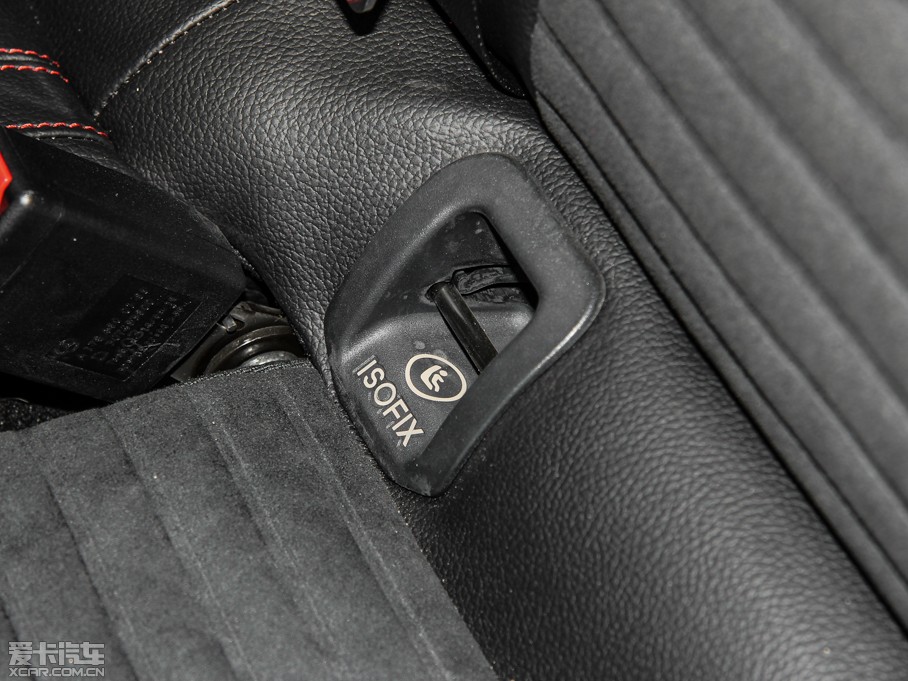 2015YA(M(jn)) A 200 \(yn)(dng)