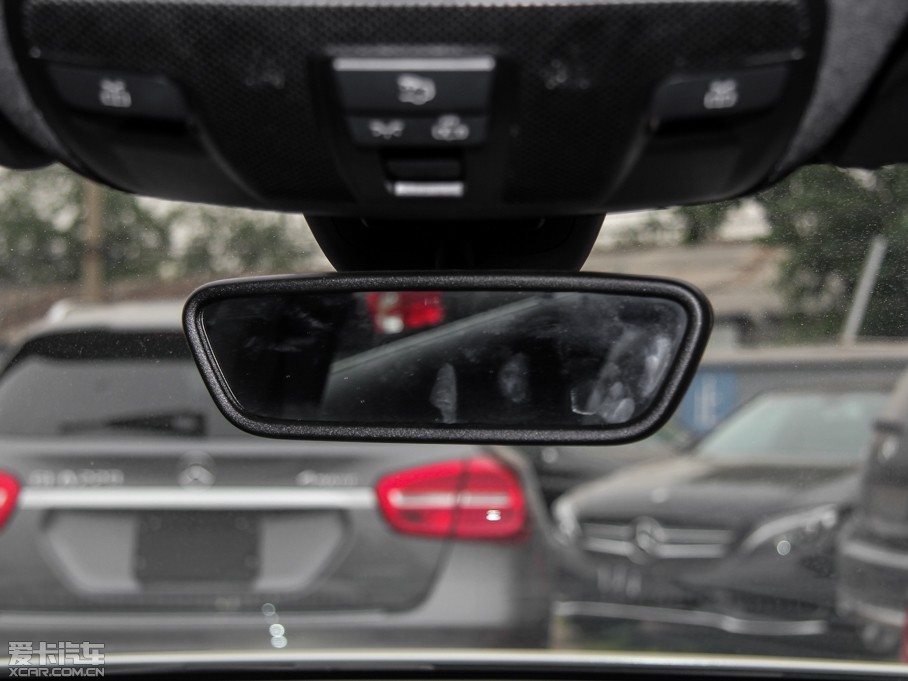 2015YA(M) A 200 \