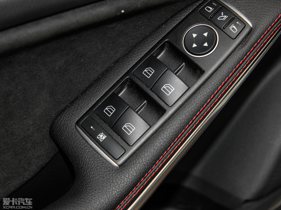 2015��YA��(�M��) A 200 �\����