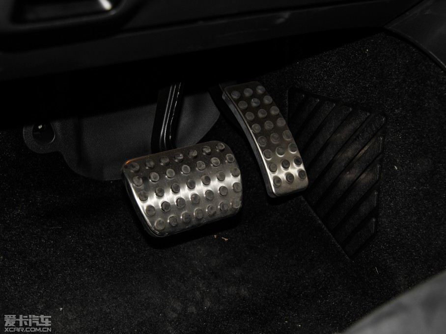 2015��YA��(�M��) A 200 �\����