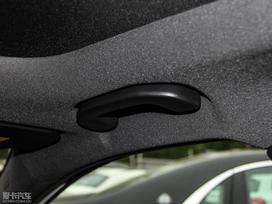 2015YA(M) A 200 \