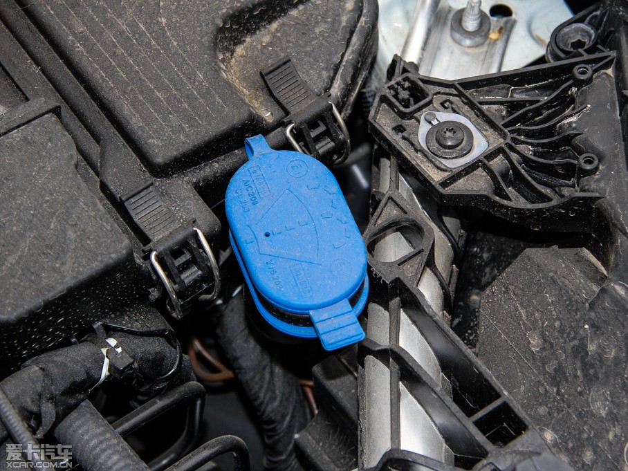 2015��YA��(�M(j��n)��) A 200 �\(y��n)��(d��ng)��