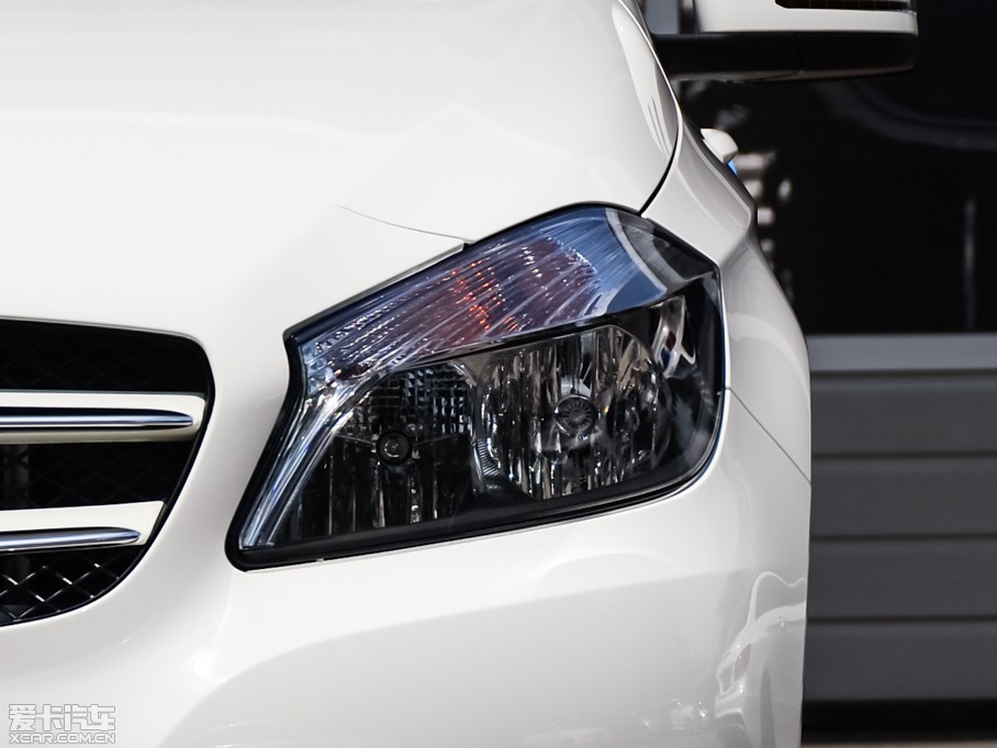 2015YA(M) A 180 ˜