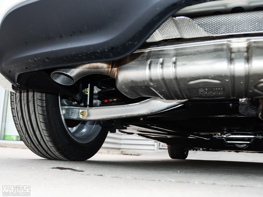 2015��YA��(�M��) A 180 �˜���