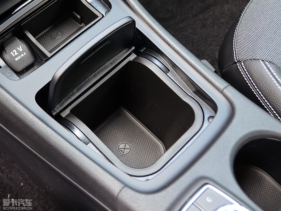 2015YA(M) A 180 ˜