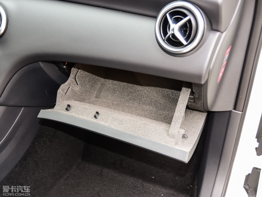 2015YA(M) A 180 ˜