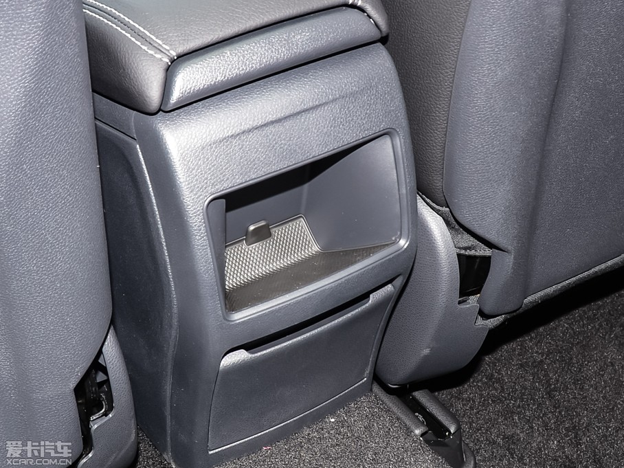 2015YA(M) A 180 ˜