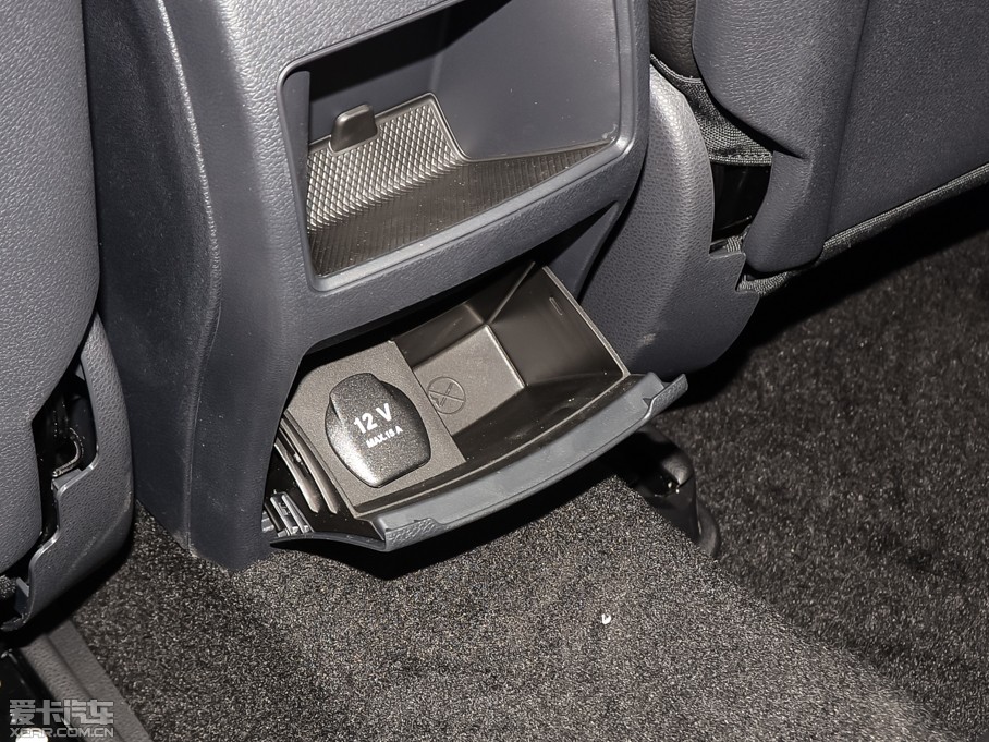 2015YA(M) A 180 ˜