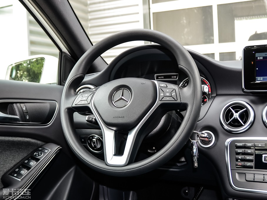 2015��YA��(j��)(�M(j��n)��) A 180 ��(bi��o)��(zh��n)��