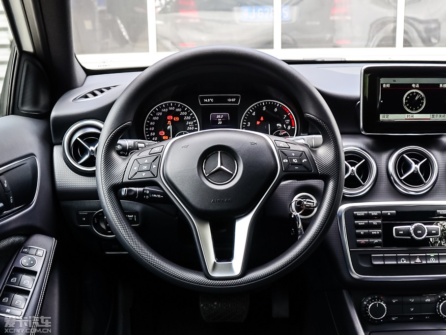 2015YA(M) A 180 ˜