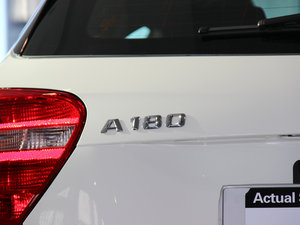 2015A 180 ^