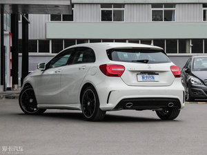 2015款A 200 运动型 左后45度