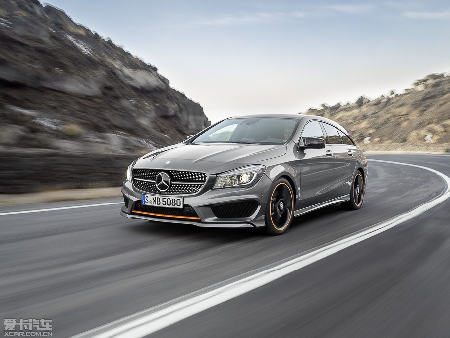 2015��YCLA�C��܇(ch��) CLA 250 AMG Line