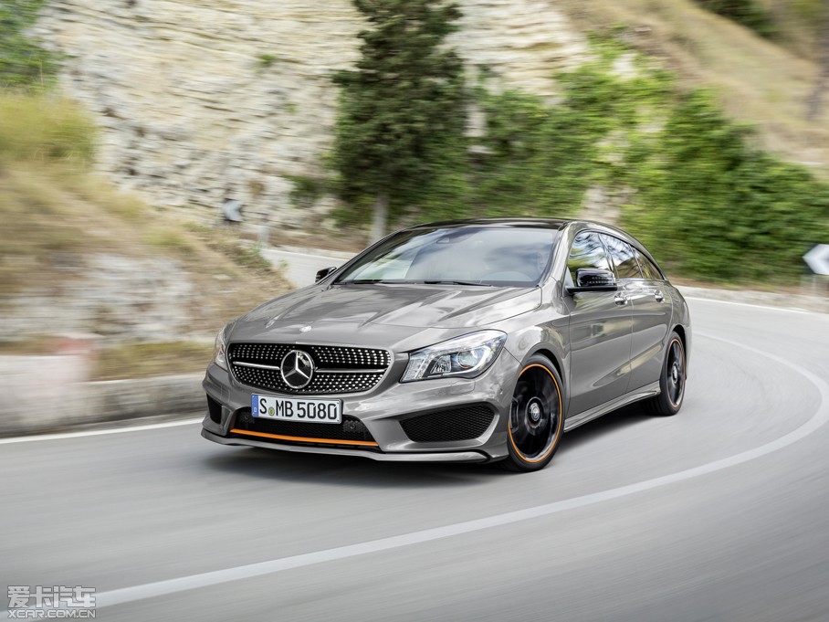 2015��YCLA�C��܇(ch��) CLA 250 AMG Line