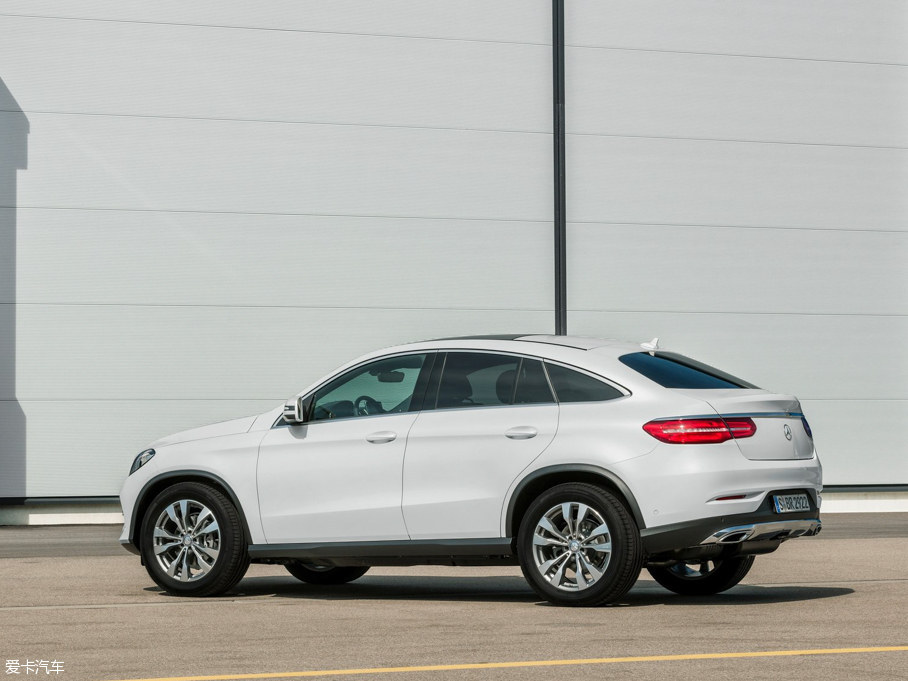 2015YGLECoupe GLE 400 4MATIC