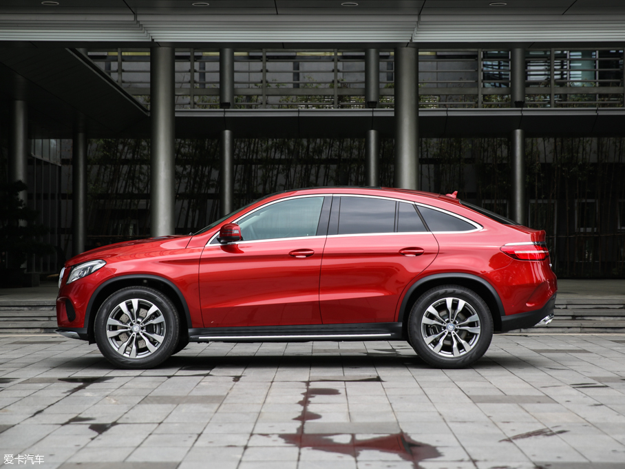 2015YGLECoupe GLE 400 4MATIC