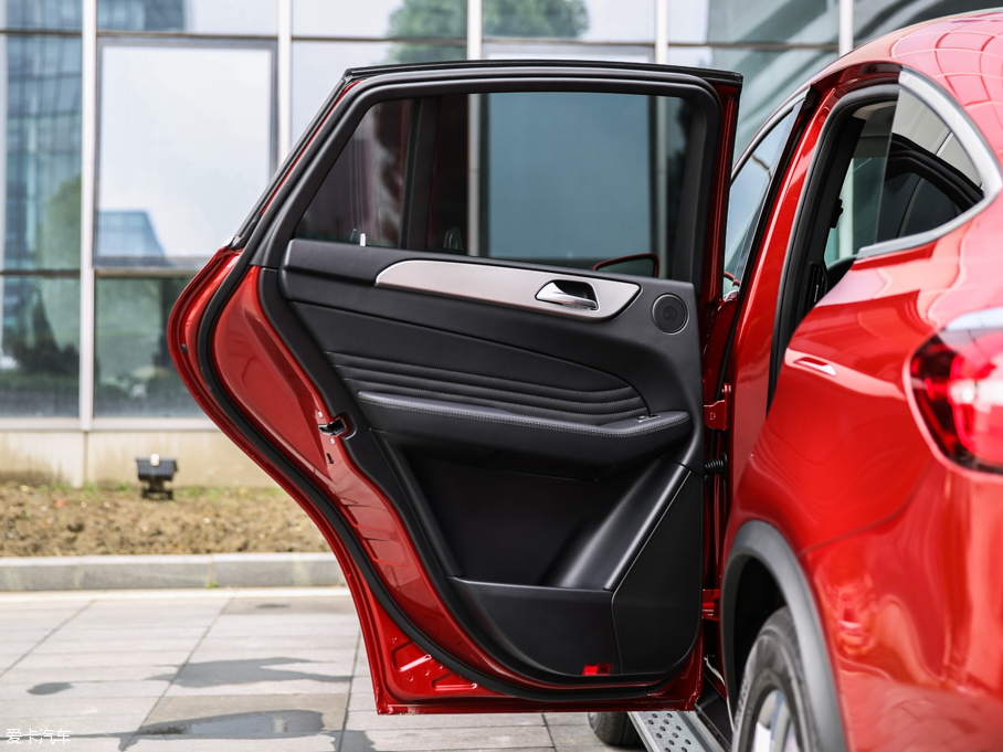 2015YGLECoupe GLE 400 4MATIC