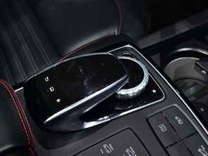 奔馳(進(jìn)口)2015款奔馳GLE 運(yùn)動SUV