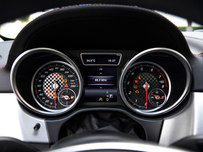 奔馳(進(jìn)口)2015款奔馳GLE 運(yùn)動SUV