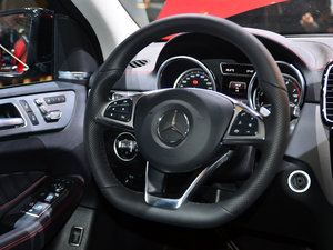 2015GLE 450 AMG 4MATIC п؅^(q)