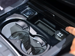 2015GLE 450 AMG 4MATIC п؅^(q)