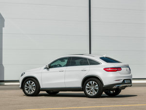 2015GLE 400 4MATIC w^