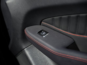 2015GLE 450 AMG 4MATIC п؅^(q)