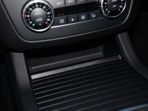 2015GLE 450 AMG 4MATIC п؅^