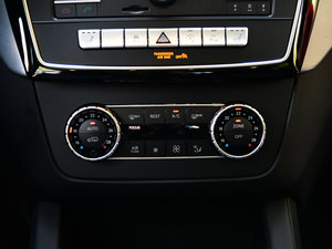 2015GLE 450 AMG 4MATIC п؅^