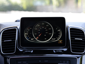 2015GLE 450 AMG 4MATIC п؅^(q)