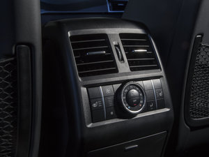 2015GLE 450 AMG 4MATIC п؅^(q)