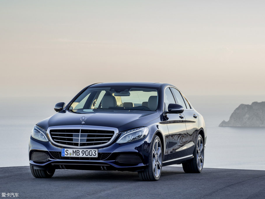 2015��YC�����ʽ��τ���(�M��) C 300