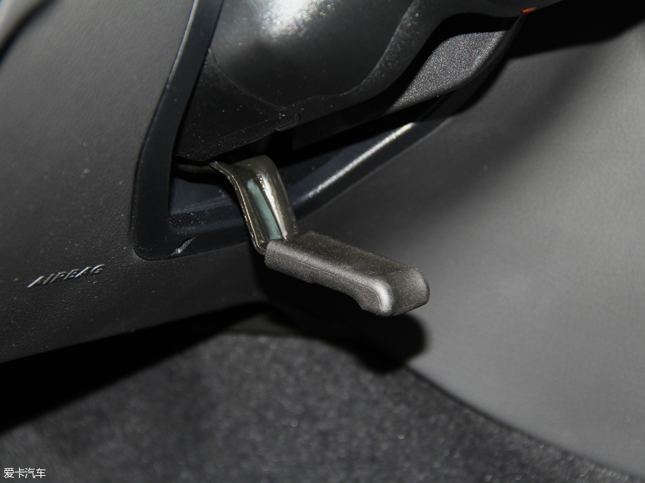 2015YC(M(jn)) C 200