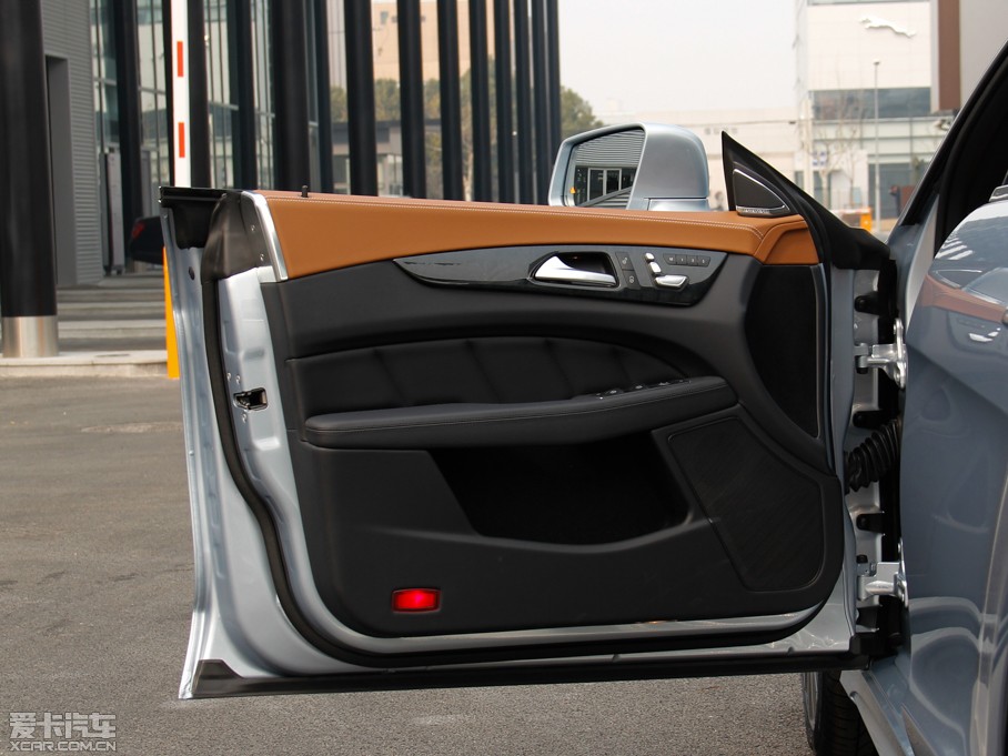 2015YCLS CLS 400 4MATIC