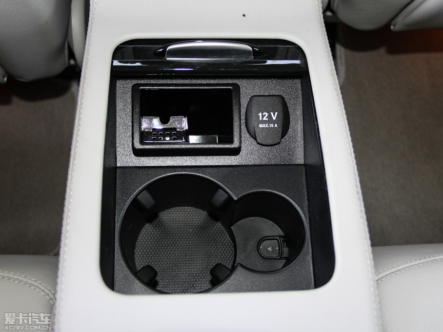 2015YCLS CLS 400 4MATIC