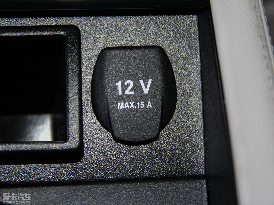 2015YCLS CLS 400 4MATIC