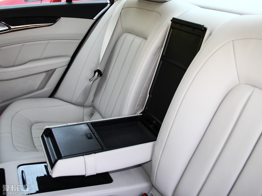 2015YCLS CLS 400 4MATIC